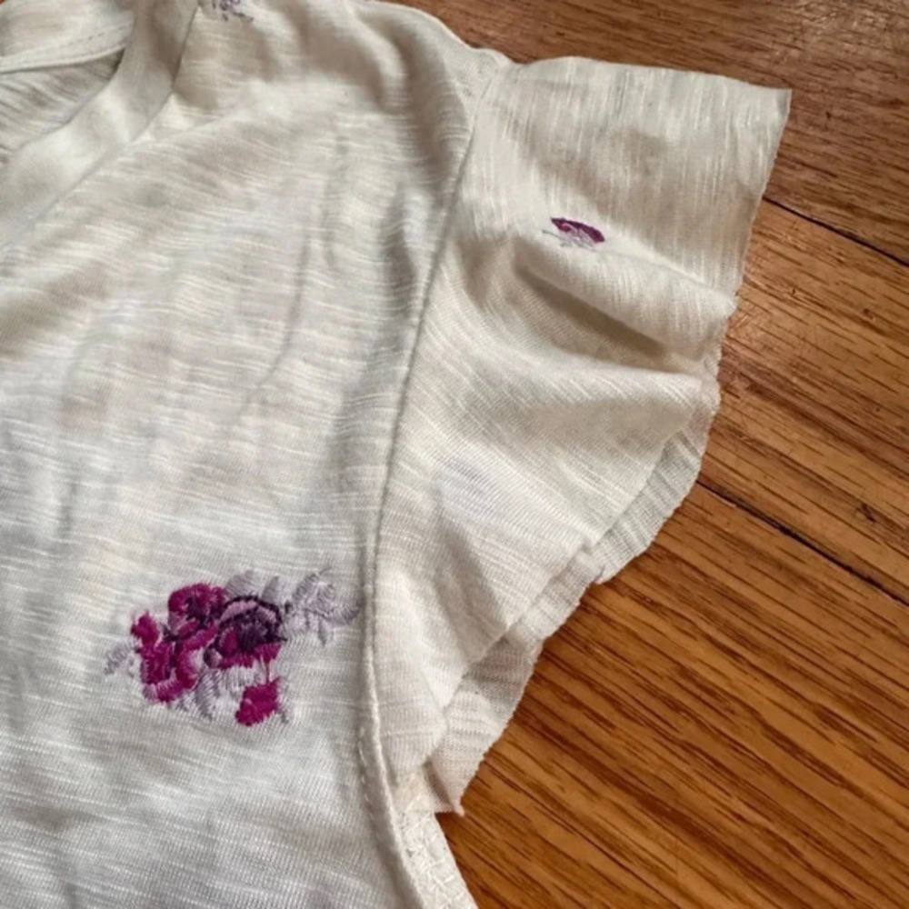D2-Francesca's Blue Rain‎ top. NWOT. Youth 12. Purple flowers - Picture 6 of 8